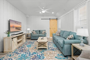 Modern 3BR Beach House - sleeps 10